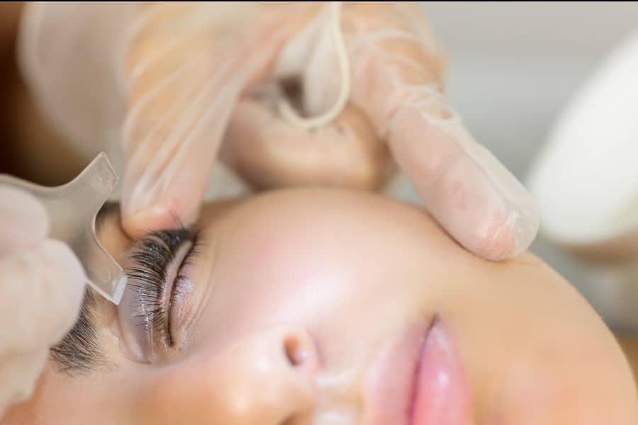 which is safer lash lift or lash extensions