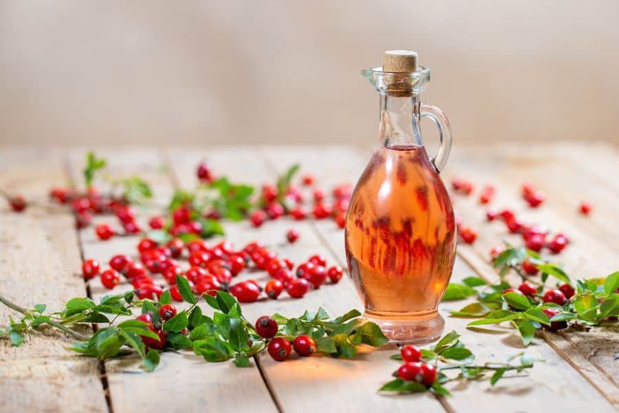 is rosehip oil better than squalane oil